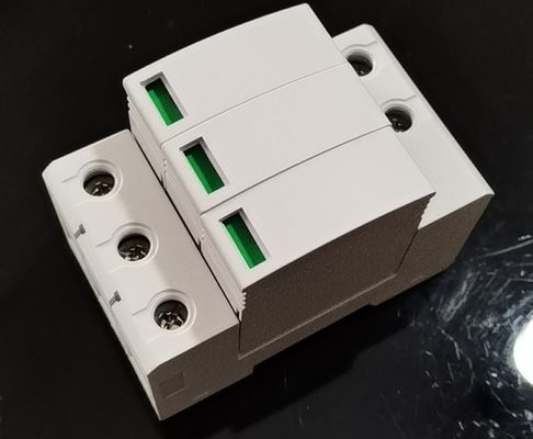 Evde Kullanım Sınıf III IP20 1500V 3P 40KA Aşırı Gerilim Koruma Cihazı